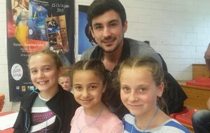 Les filles avec Hamilton Sabot.  Troisième aux parallèles aux jeux olympiques de londres 